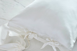 Silk pillow case 1-Warm white (size 50x70 cm)
